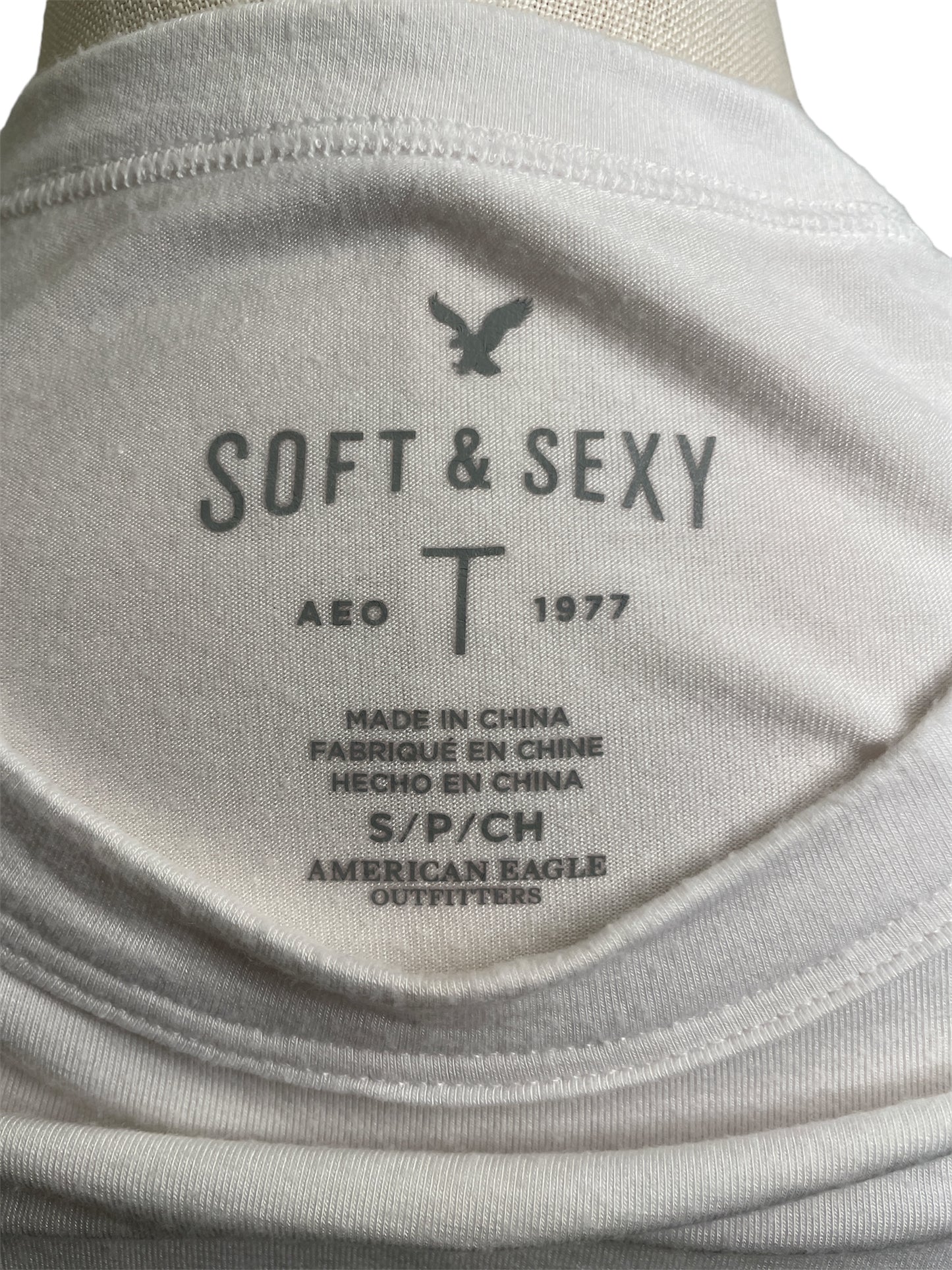 •Soft & Sexy American Eagle Shirt