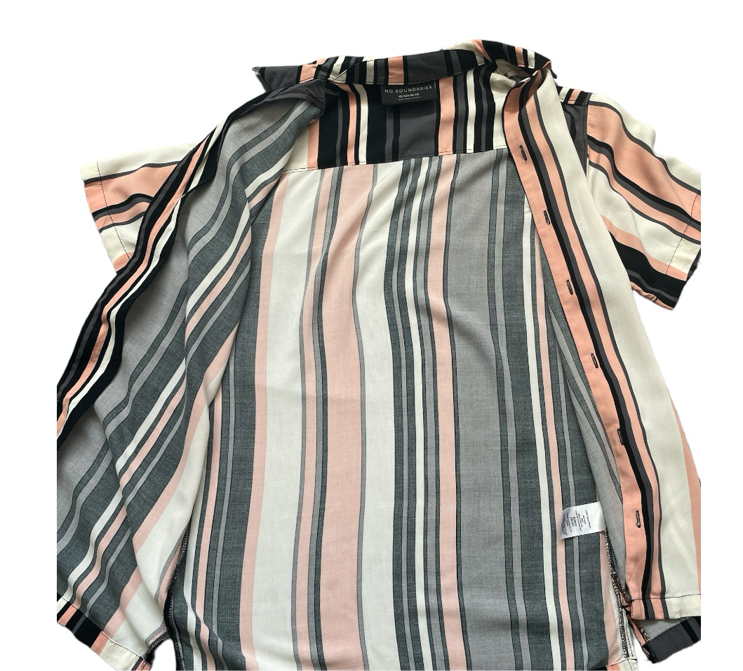 •No Boundaries Men’s Stripes Casual Shirt