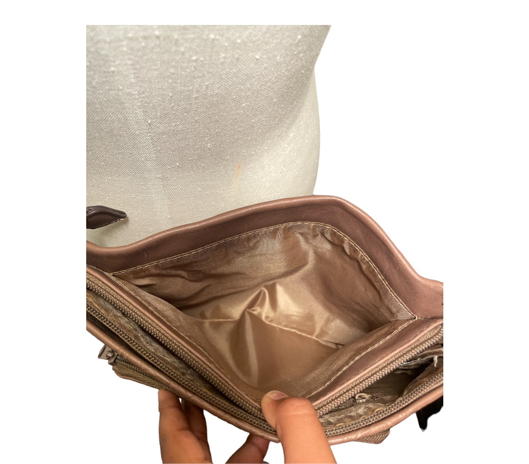 •Multi Sac Crossbody Floral Vinyl Bag