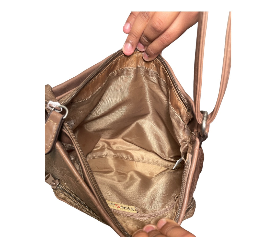 •Multi Sac Crossbody Floral Vinyl Bag