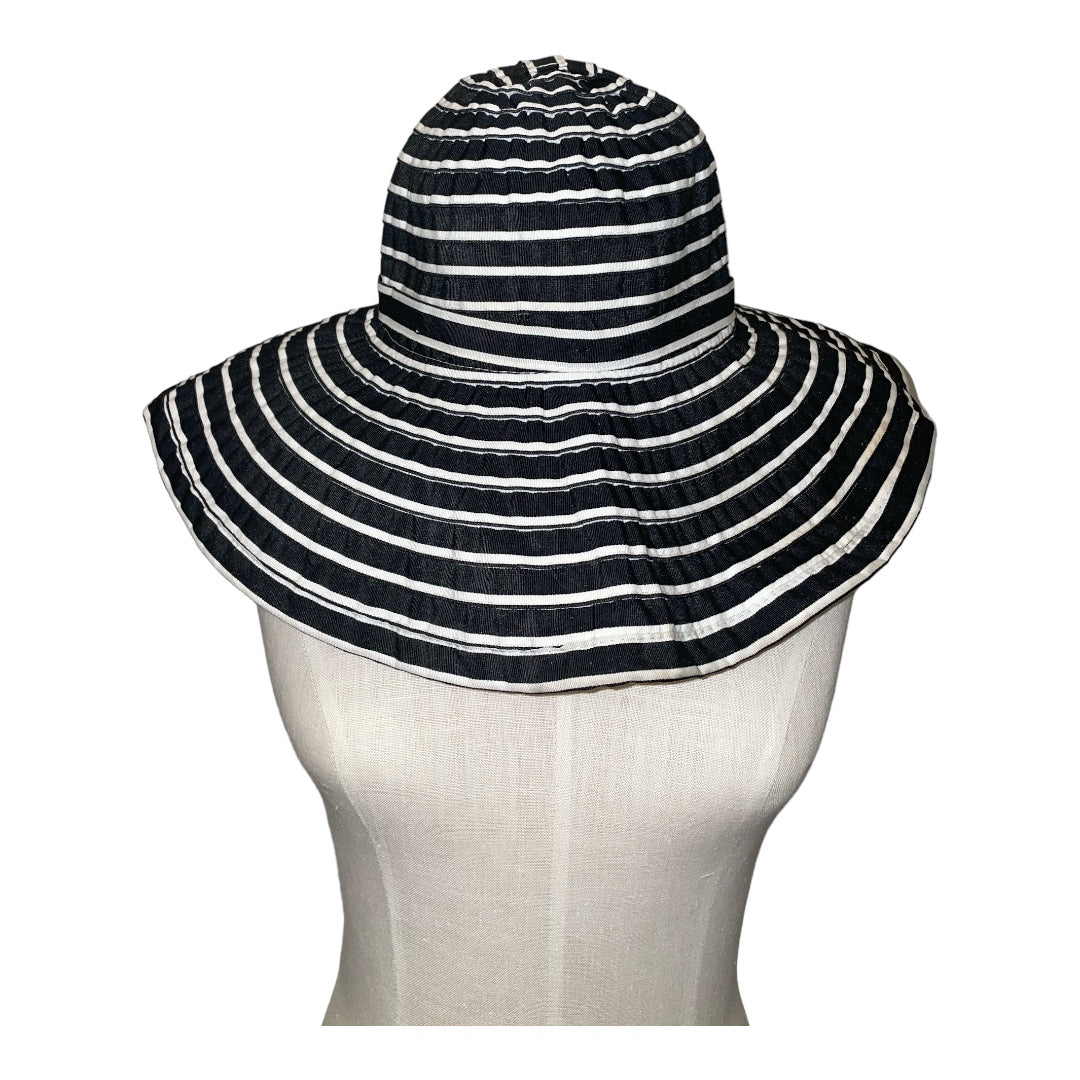 •San Diego Hat Company Women's Striped Sun Brim